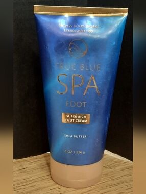 "TRUE BLUE SPA"
